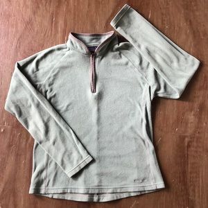 Sage green Patagonia synchilla pullover